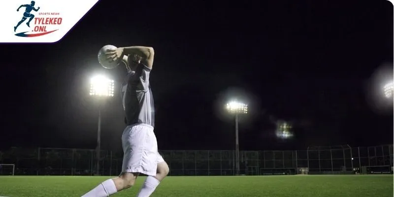 Chia Sẻ Thông Tin Về Kèo Ném Biên Cho Người Chơi 3 Ném biên chấp với tỷ lệ cược hấp dẫn